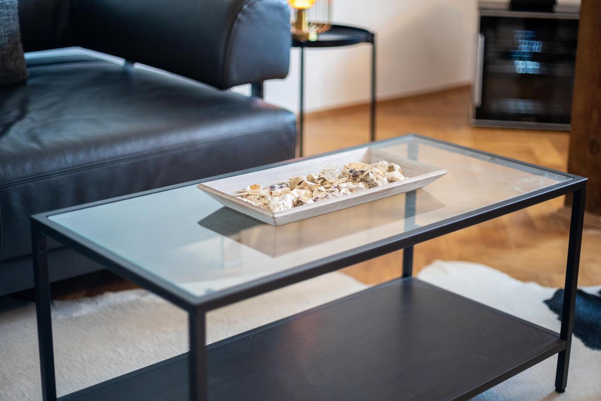 Doppelhaus- Villa Leipzig Schleussig , Moderner Altbau Apartment Dachetage Mit 2 Schlafzimmern Und Separatem Zusatzzimmer , Parkplatz - Balkon - Kamin - Eicheparkett - Arbeitsplatz Екстериор снимка